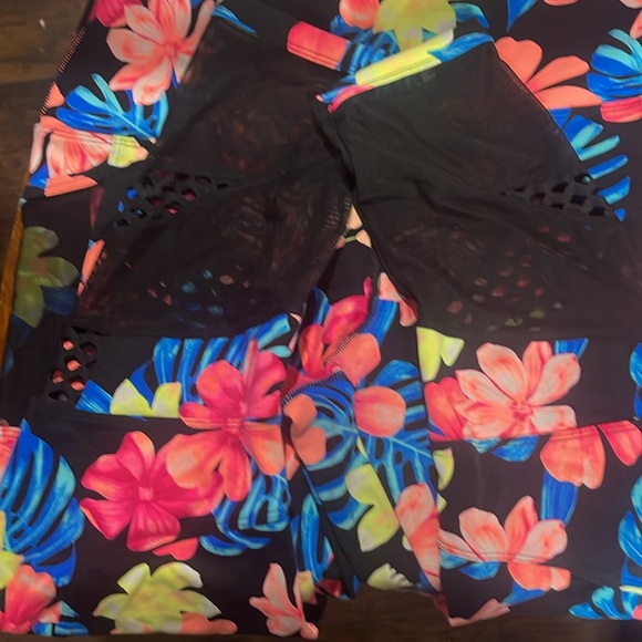 Pink Set - Picture 3 of 6